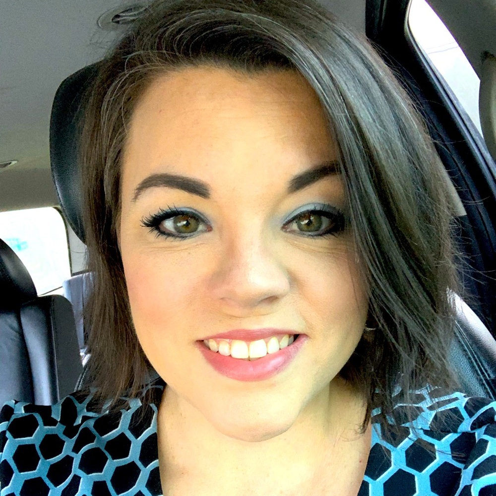 Meet your Posher, Jenette